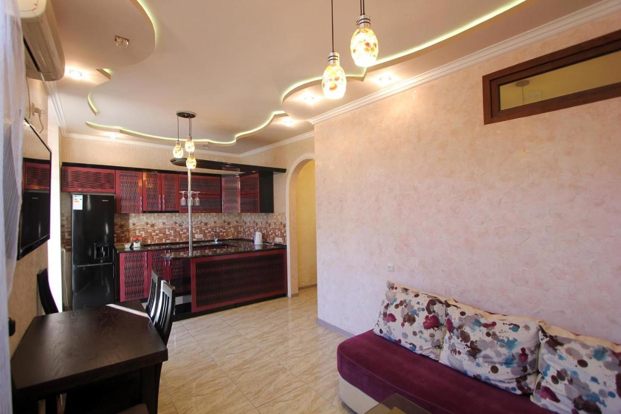 Amiryan Street 1 Bedroom Deluxe Apartment With Balcony Am104 Jerevan Eksteriør bilde